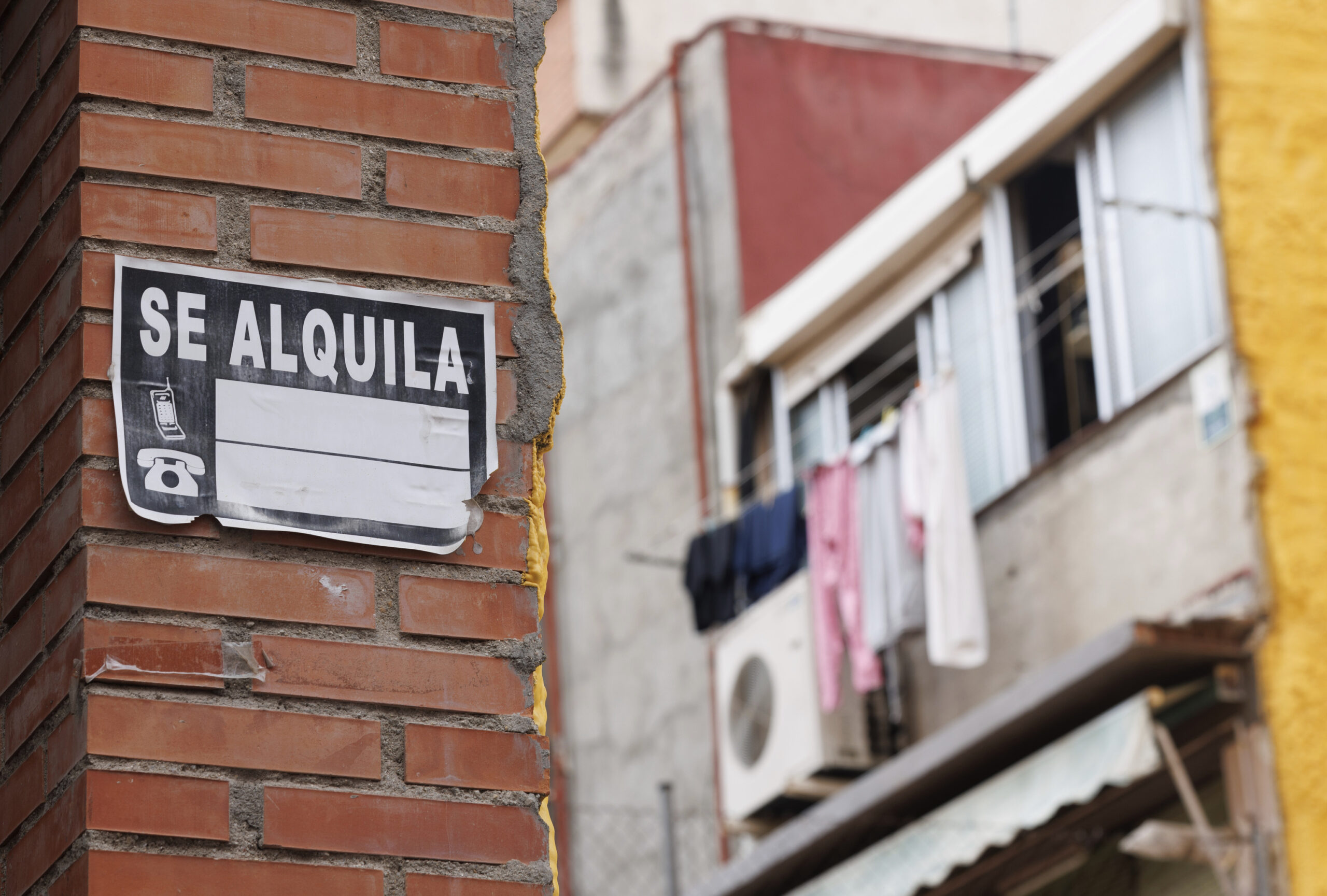 El alquiler marca un nuevo máximo en Alicante y el encarecimiento se extiende al interior