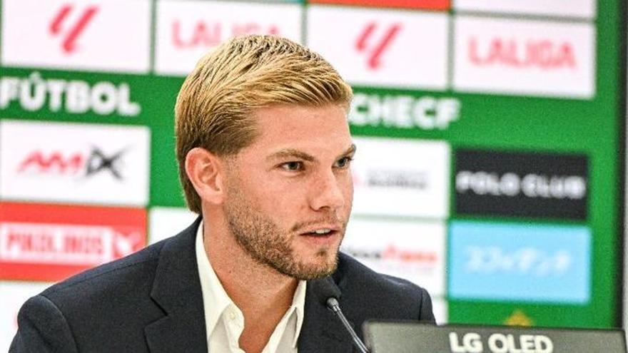 Schinocca, sobre la posible llegada de Messi al Eldense: «Sería un orgullo tenerlo tan cerca»