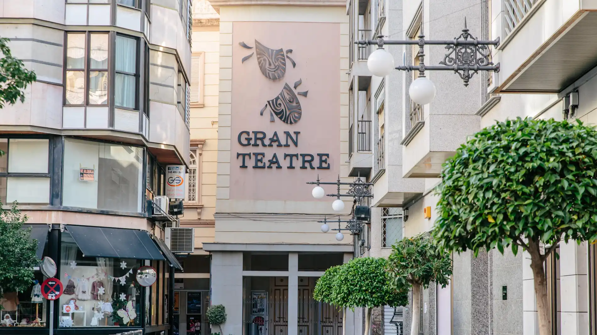 El teatro amateur ilicitano toma el Gran Teatro con doce funciones en la XXXI Mostra Dama d’Elx