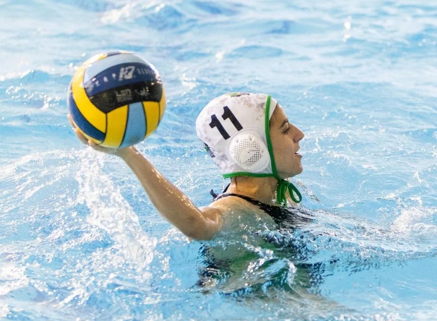 El CW Elx femenino gana en Rivas (8-11), enlaza su segunda victoria y se coloca segundo de grupo