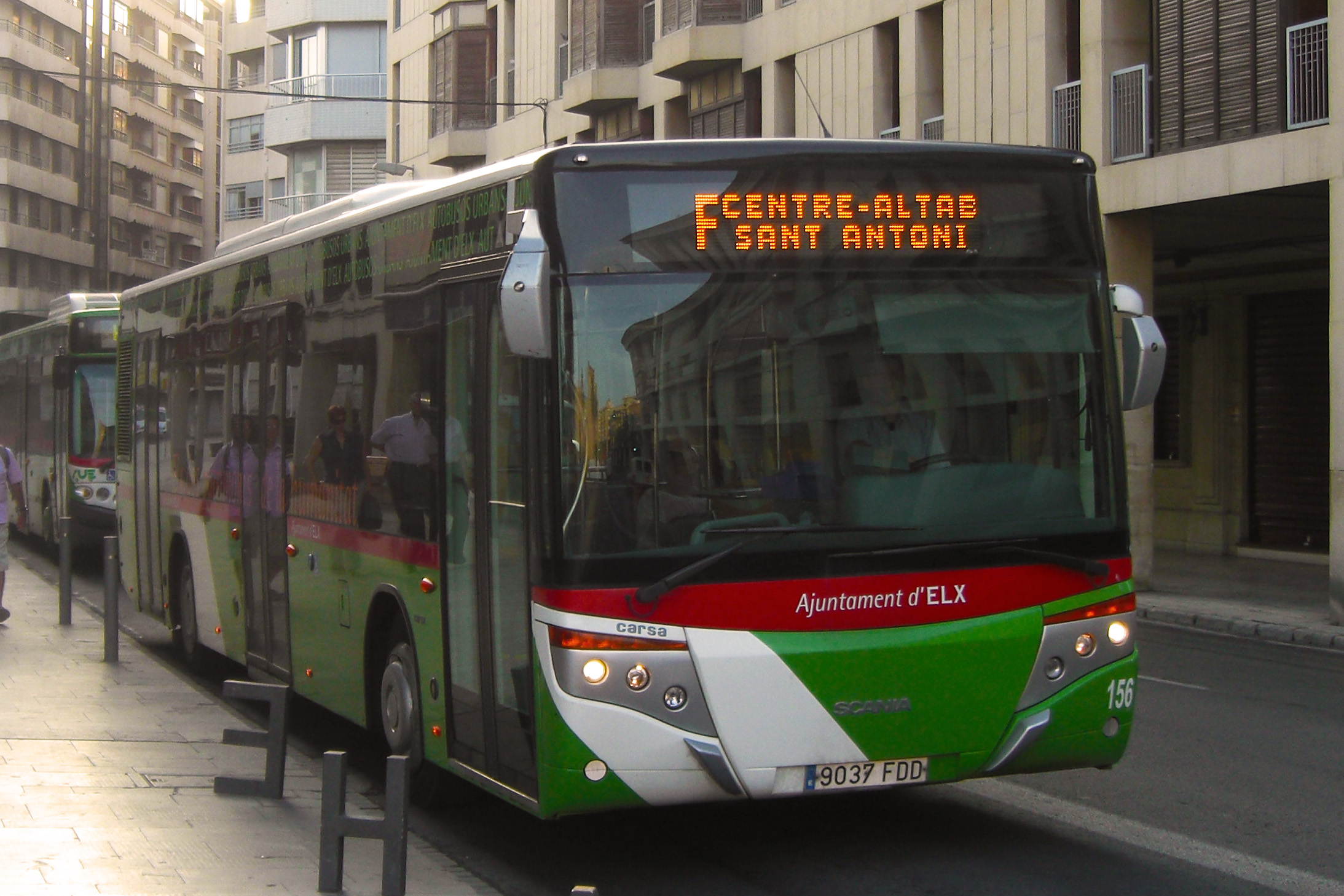 La línea R11 de Elche cambia desde este lunes sus salidas en Pedro Juan Perpiñán y Torrellano: estos son los horarios