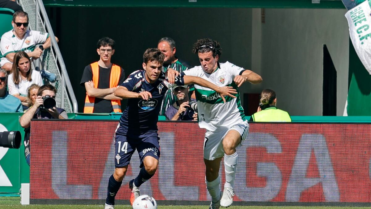 Elche y Villarreal empatan sin goles (0-0) en una tarde de paradas de Dituro y penalti retirado por el VAR