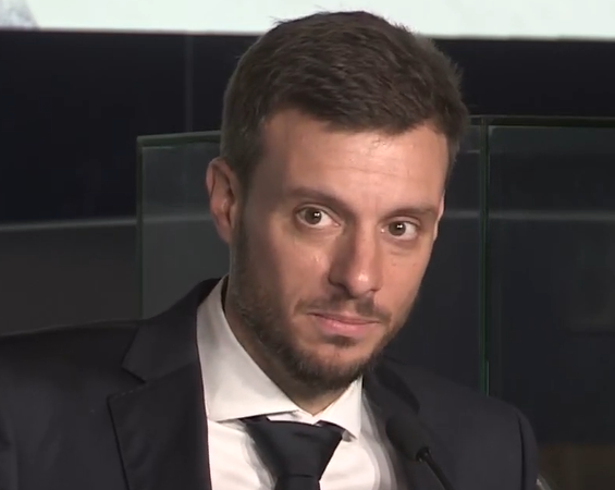 Martín Anselmi en una rueda de prensa cuando era entrenador del FC Porto, en febrero de 2025