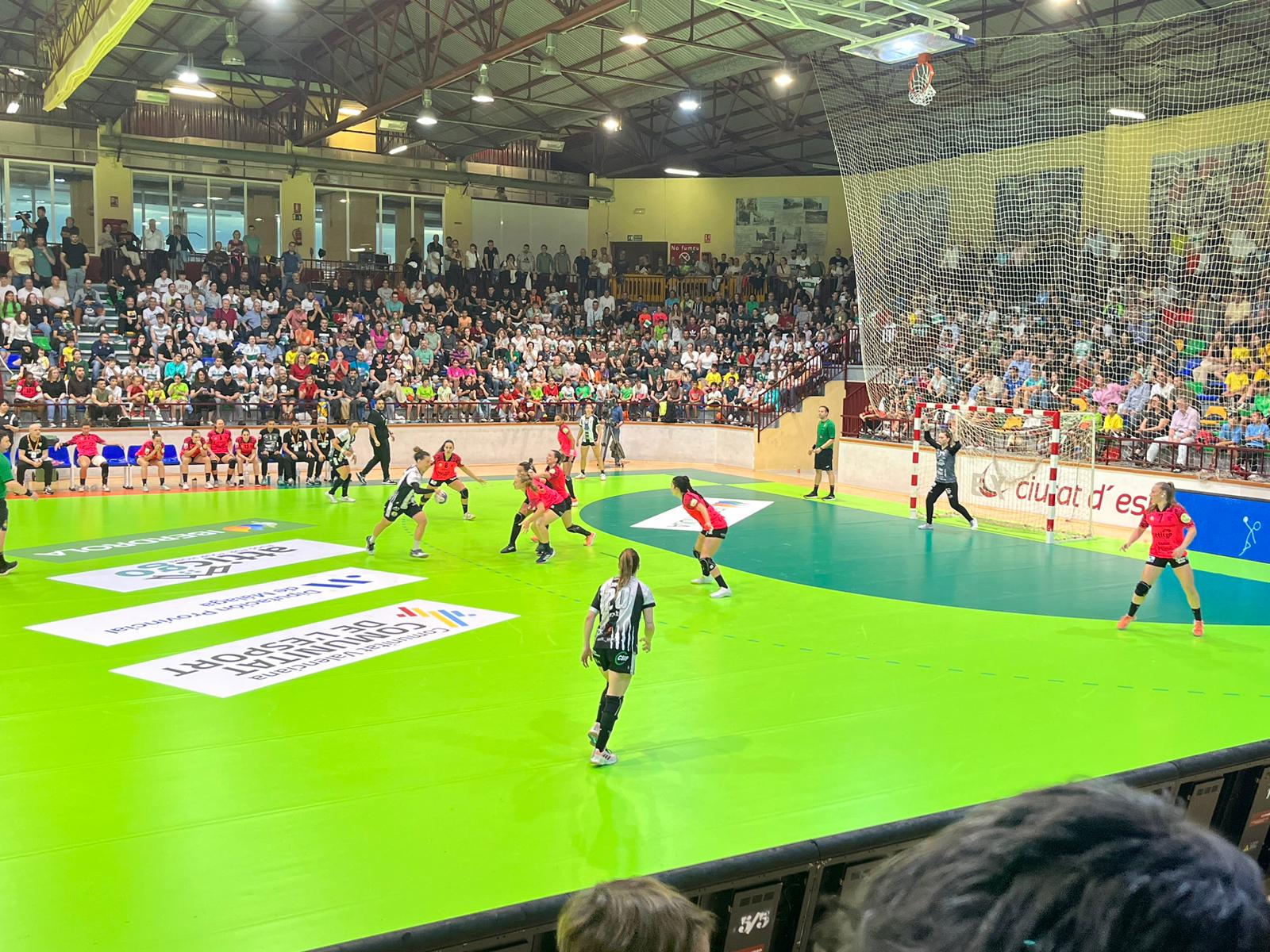 El filial femenino del CBM Elche supera al Palautordera (24-21) con 12 goles de Lucía Calleja