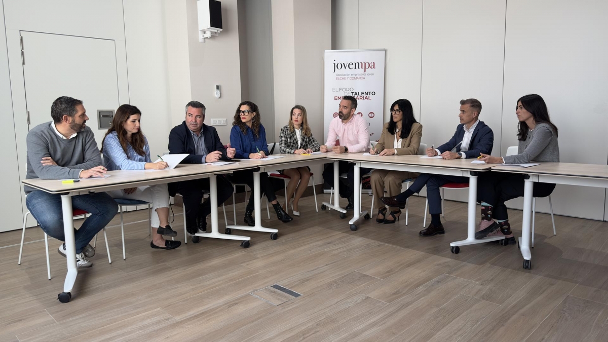 Jovempa Elche reclama facilitar el relevo generacional para evitar el cierre de pequeñas empresas viables