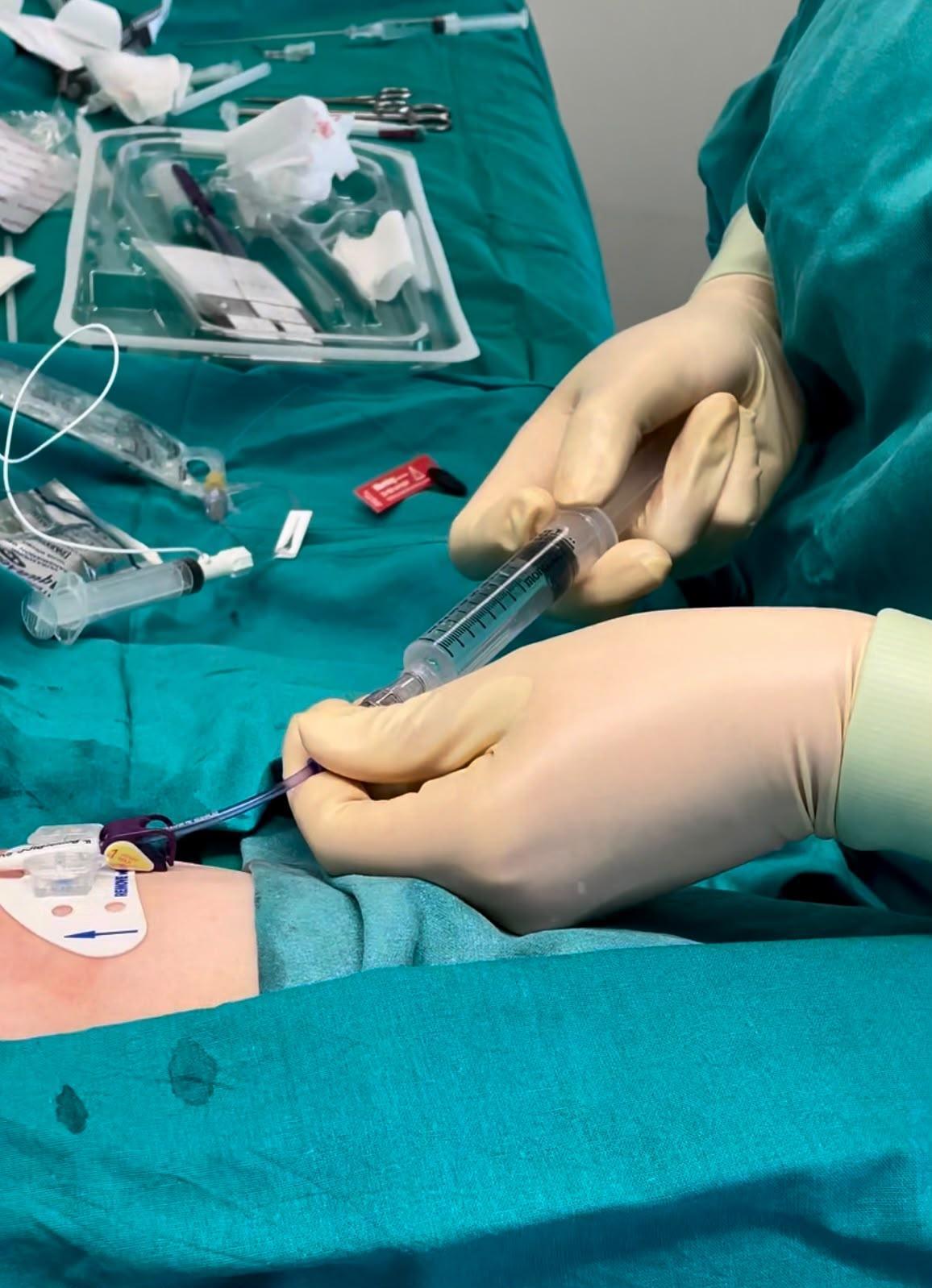 El Hospital General crea un equipo específico para pacientes que necesitan tratamientos intravenosos prolongados