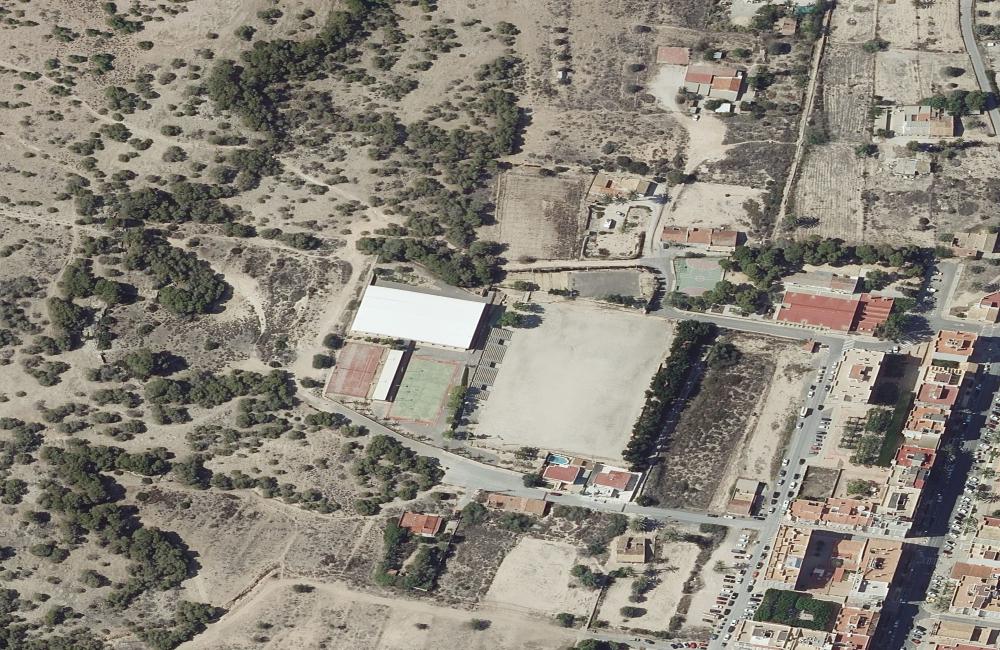 Elche inicia los trámites para crear zonas de calistenia en La Hoya y La Marina