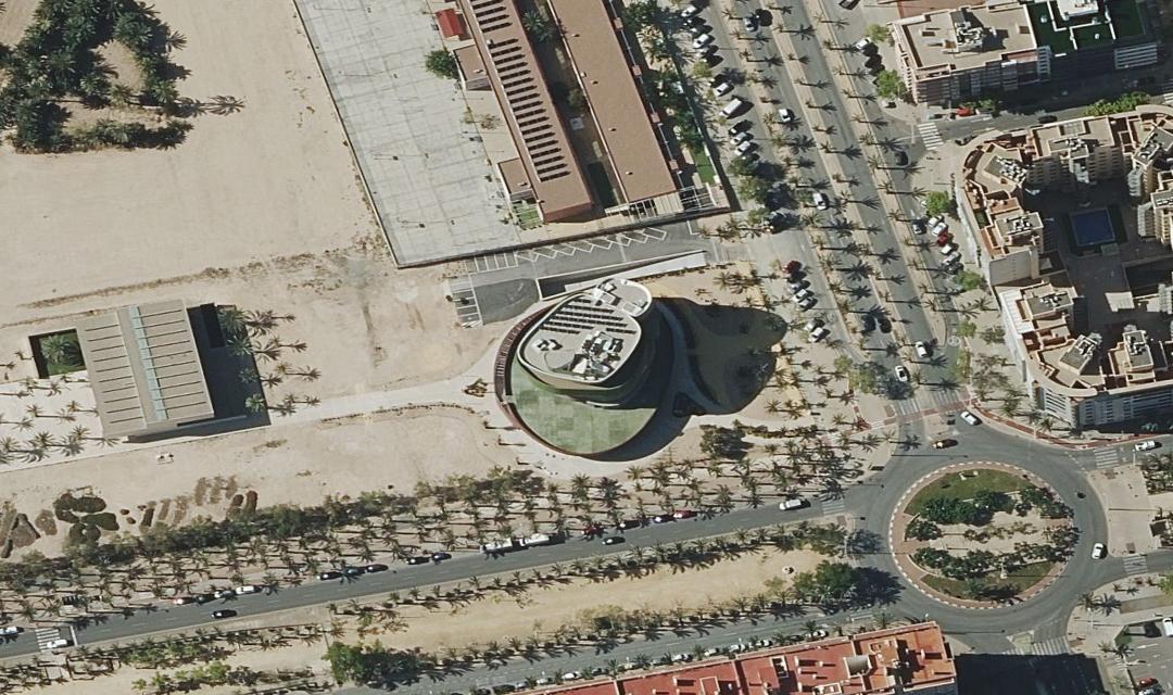 Elche reúne a más de 60 especialistas para debatir el futuro de los archivos universitarios